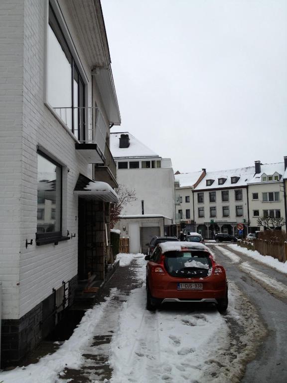 Guesthouse Au coin de la rue Malmedy Extérieur photo